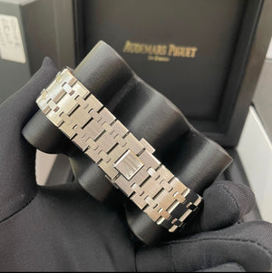 Audemars Piguet Royal Oak 15500st 2020 model box and papers