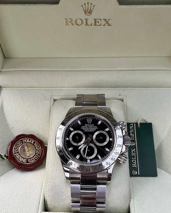 Rolex Daytona Ref: 116520 Box and Papers